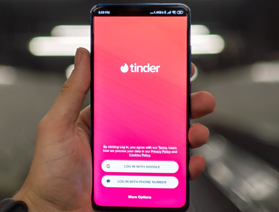 Learn how Tinder Likes refresh, swiping impacts matches, Tinder Plus/Gold perks, seeing 